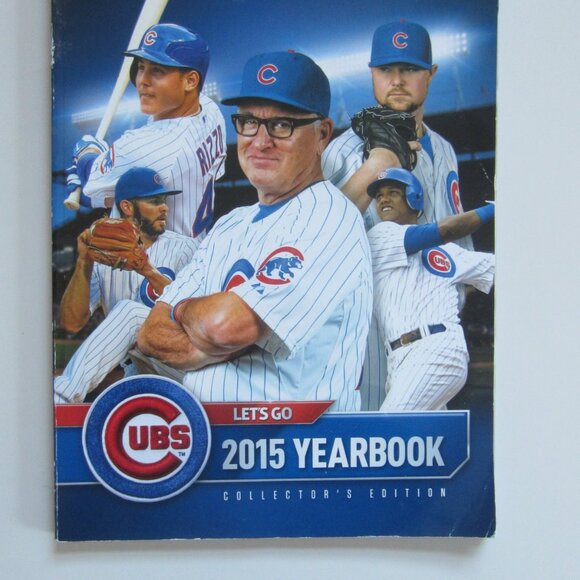 Lot 9 CHICAGO CUBS Collectible Yearbooks, Scorecards, Game Day, Book - Picture 2 of 14